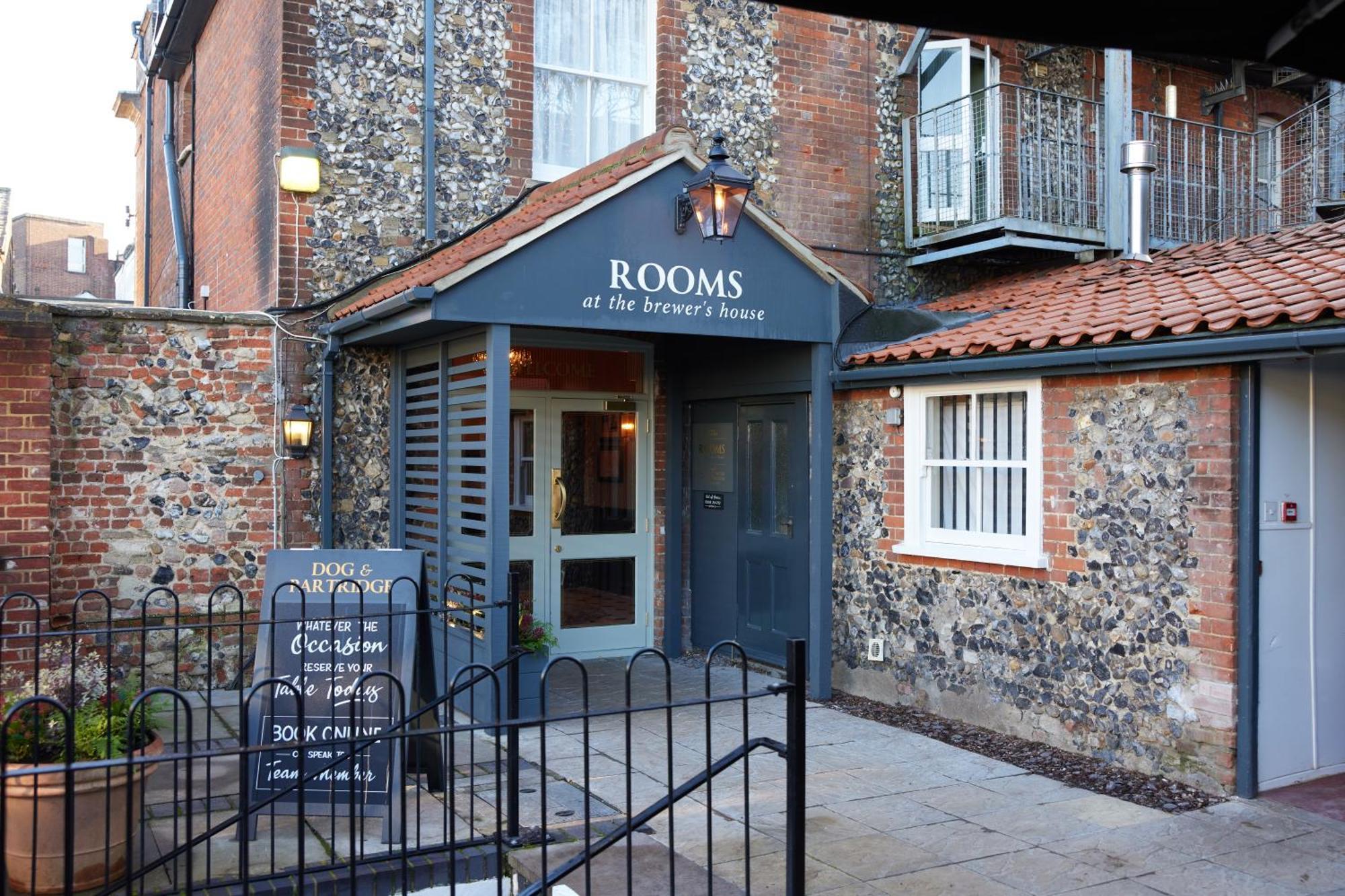 Dog And Partridge By Greene King Inns Bury St. Edmunds 외부 사진
