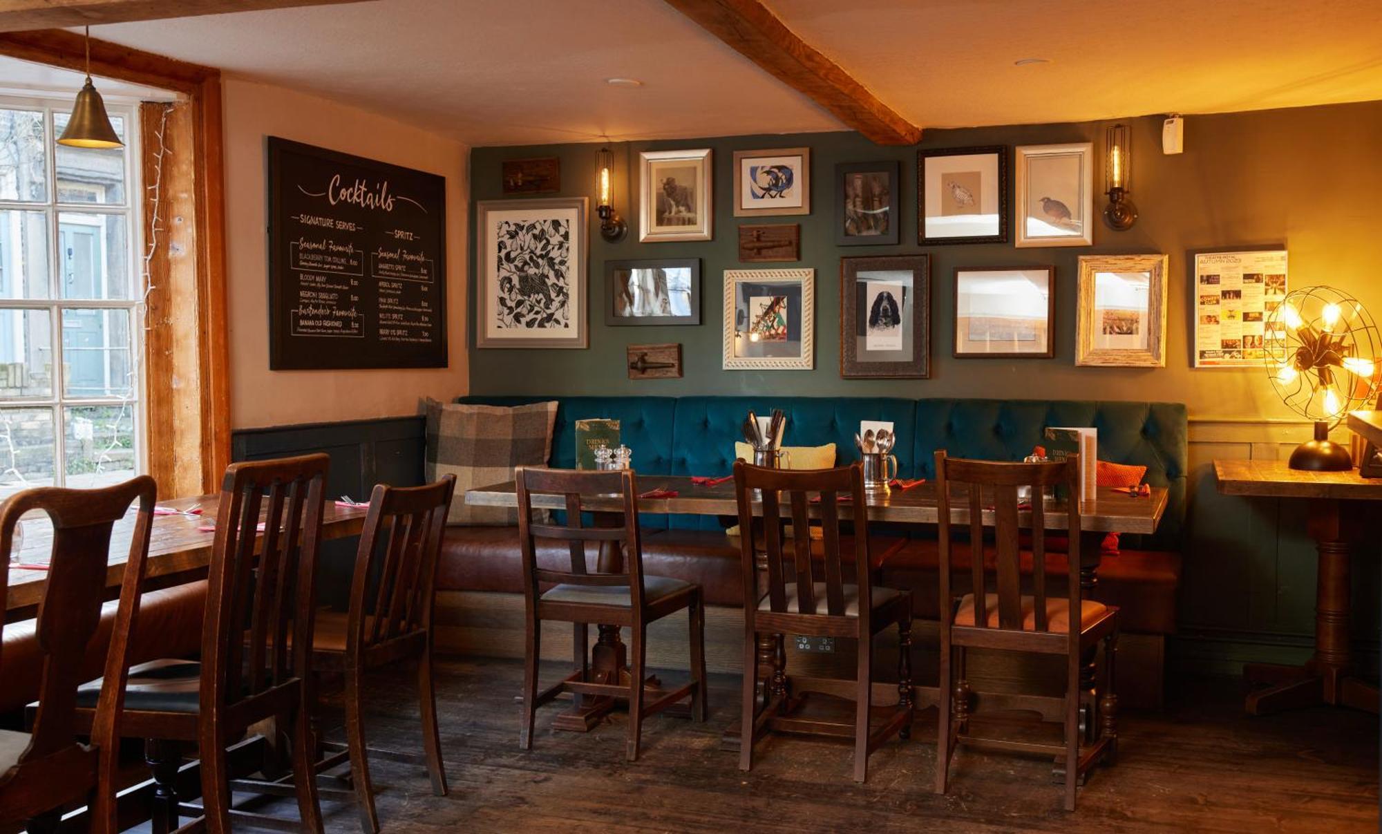Dog And Partridge By Greene King Inns Bury St. Edmunds 외부 사진